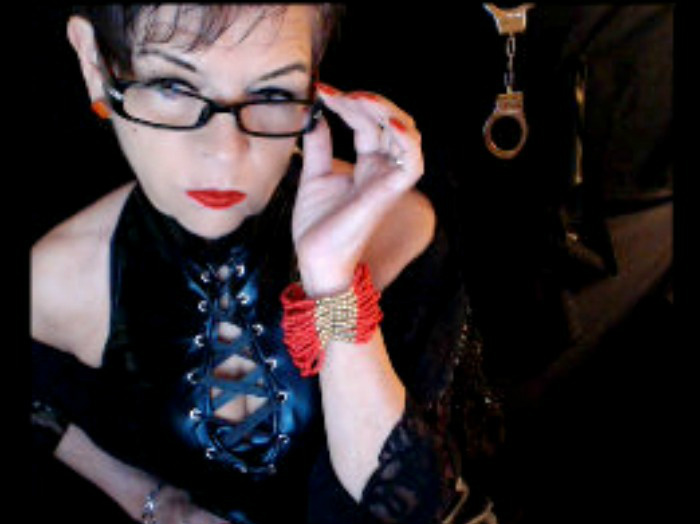 Livesex mit LadyVioletta auf Camseite.com