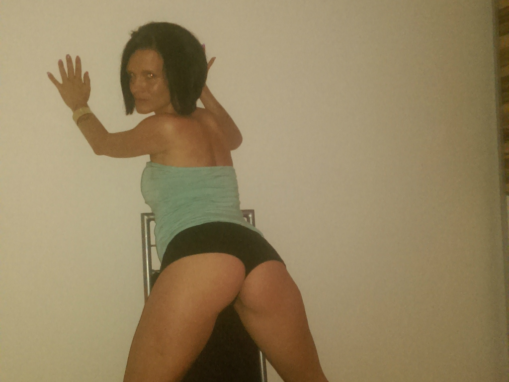 Livesex mit SexyHexyCam auf Camseite.com