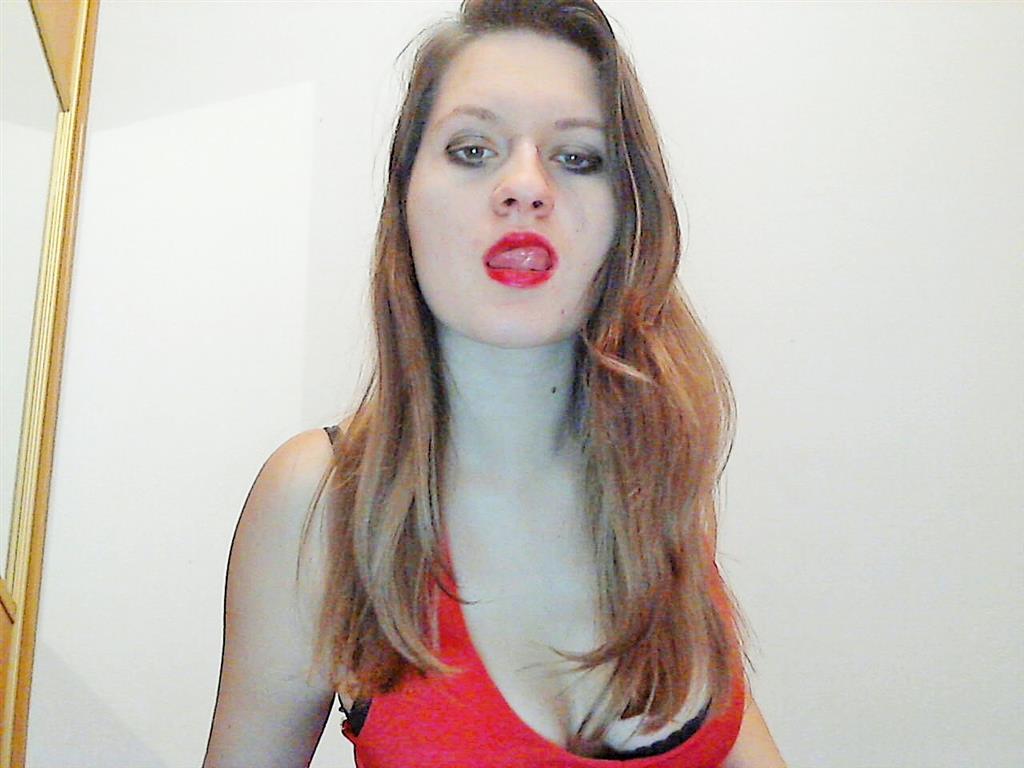 Livesex mit SweetKati1 auf Camseite.com