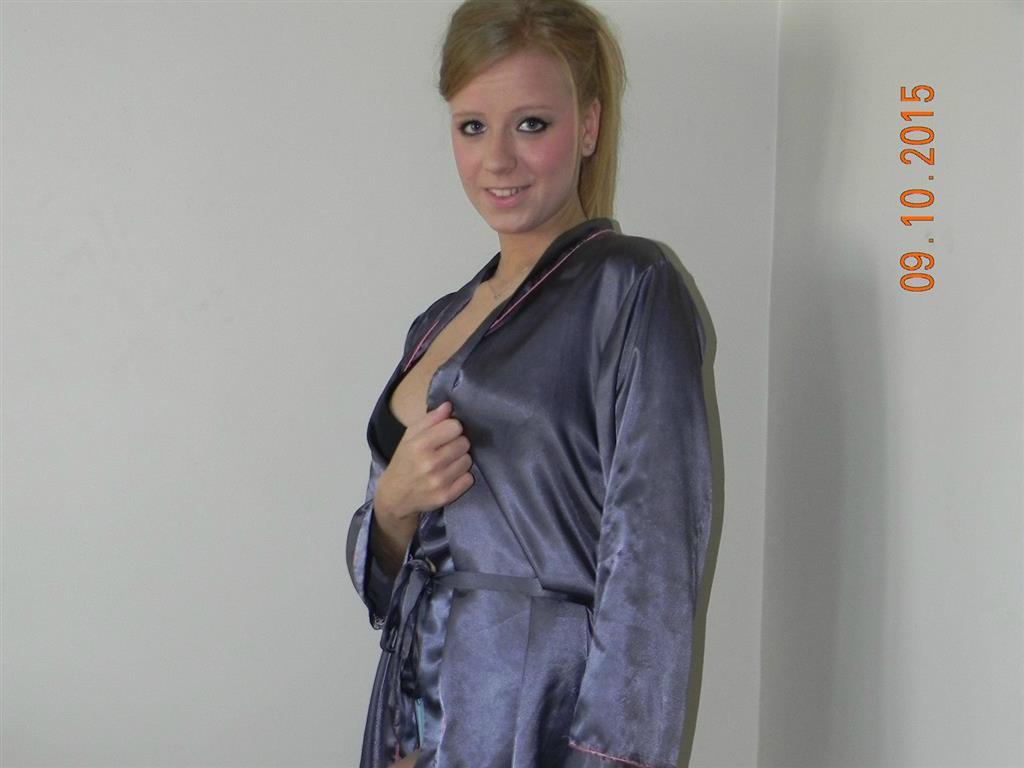 Livesex mit Lisa19-DE auf Camseite.com