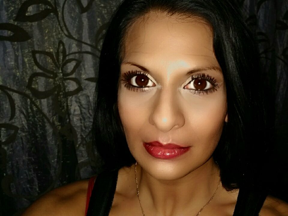 Livesex mit SexyMulan auf Camseite.com