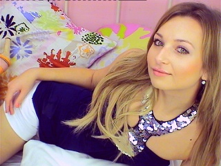 Livesex mit LiebeLucy auf Camseite.com