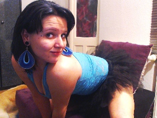 Livesex mit RoxyWild auf Camseite.com