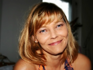 Livesex mit MilfTina auf Camseite.com