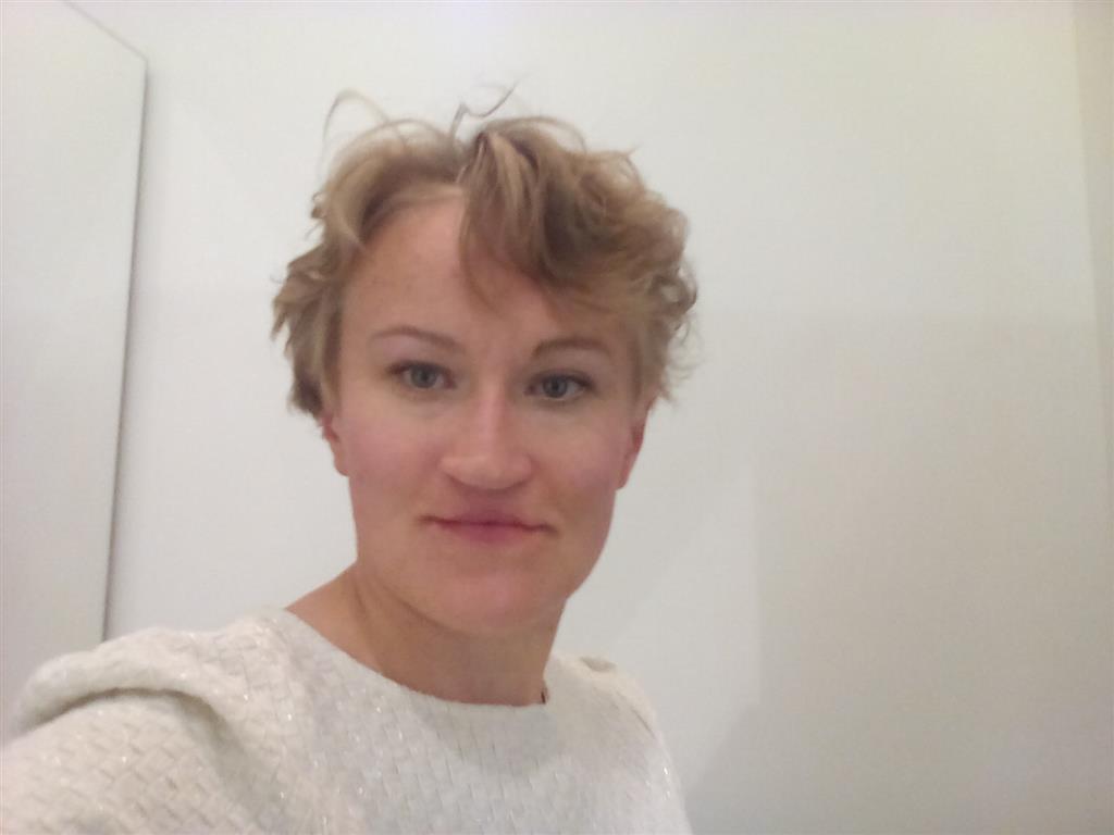 Livesex mit Olivscheu auf Camseite.com